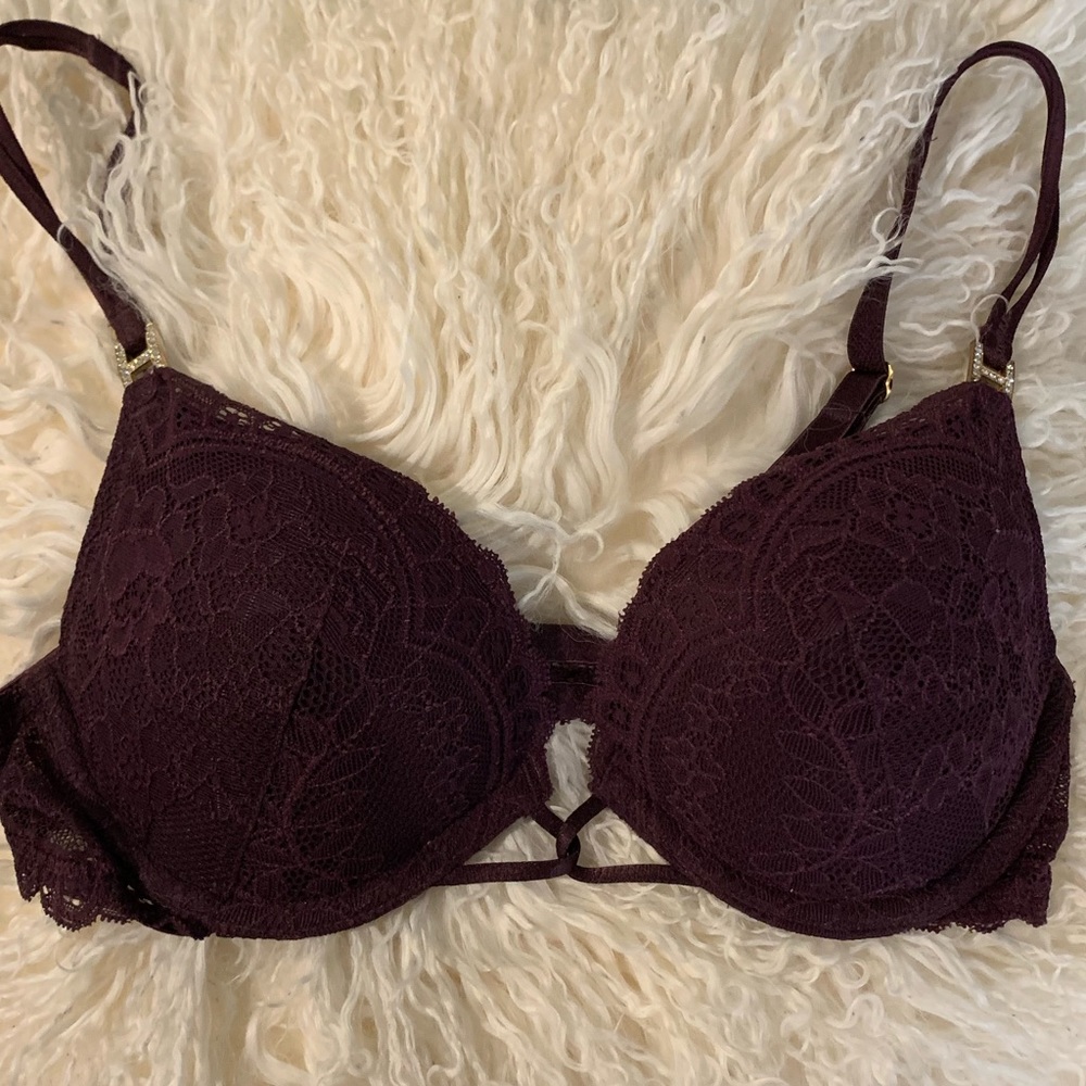 Victoria’s Secret Very Sexy Lace Push Up Bra
